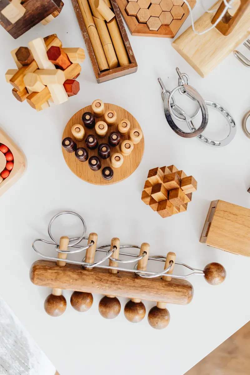 Verkauf von Puzzle-Sets für Kinder und Erwachsene